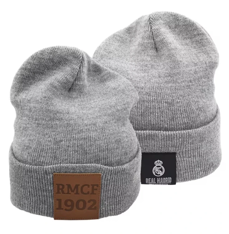 czapka zimowa real madryt 56 (2).webp
