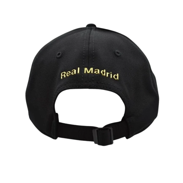 czapka-z-daszkiem-czarna-barcelona-3.webp